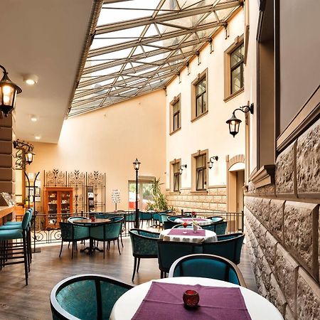 City Hotel Teater Riga Kültér fotó